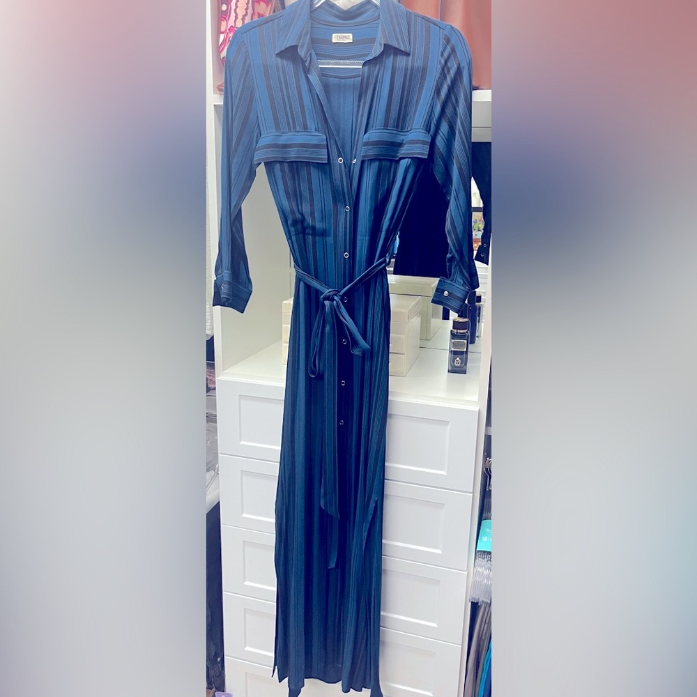 L’agence dress